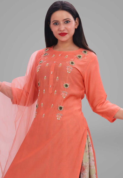 Hand-Embroidered Muslin Skirt Suit Set With Frill Net Dupatta in Peach
